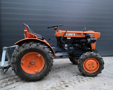 Tractor